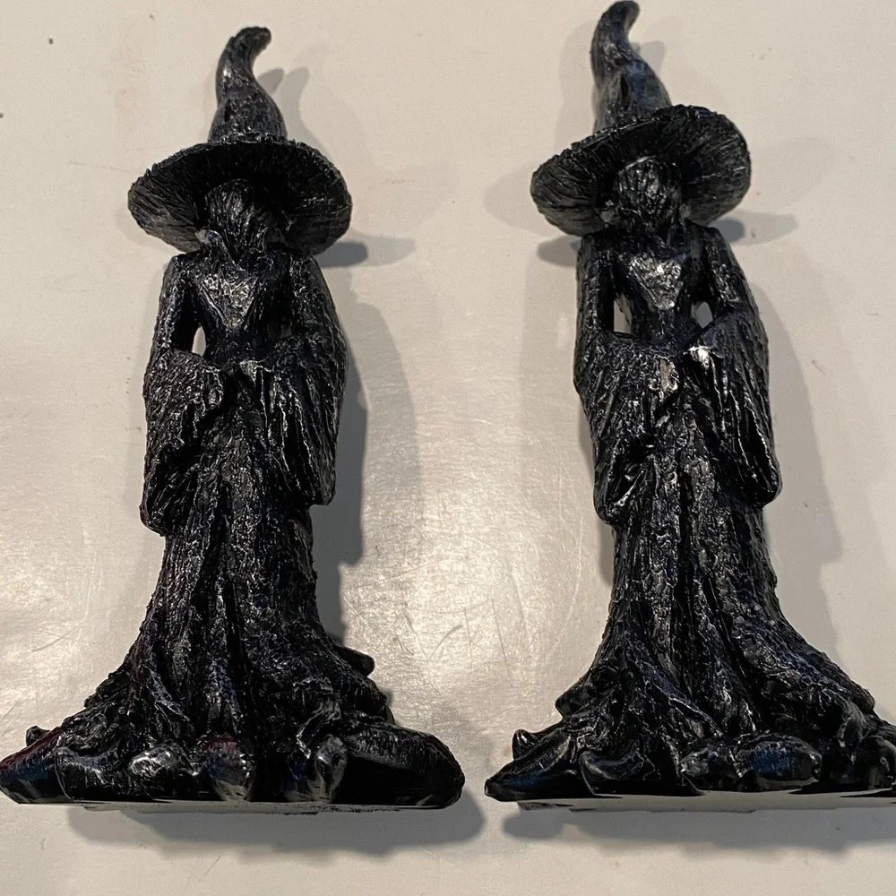 NIB Set of 2 Black Collectible Gothic Tree Witches